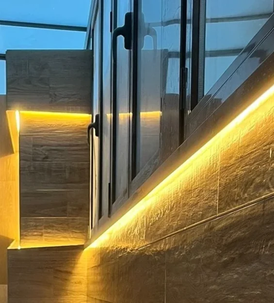 Detalle iluminación led de terraza en Irurzun